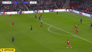 篮球篮网队内气氛紧张，管理层介入协调