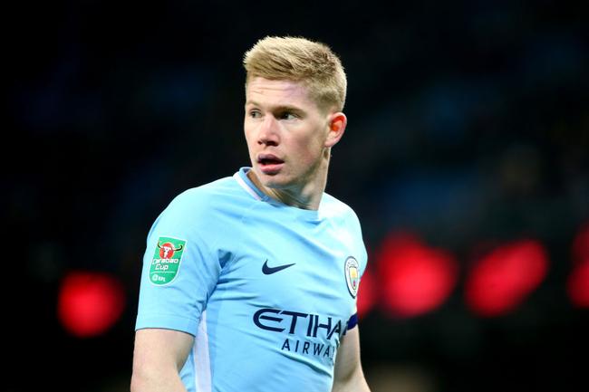 国安备战足协杯决赛，法比奥入选，韩佳奇随队助战，球队士气高昂。