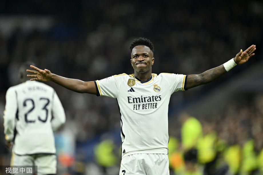 J联赛名哨今村义朗宣布退役，曾因漏判迭戈暴力犯规被停哨