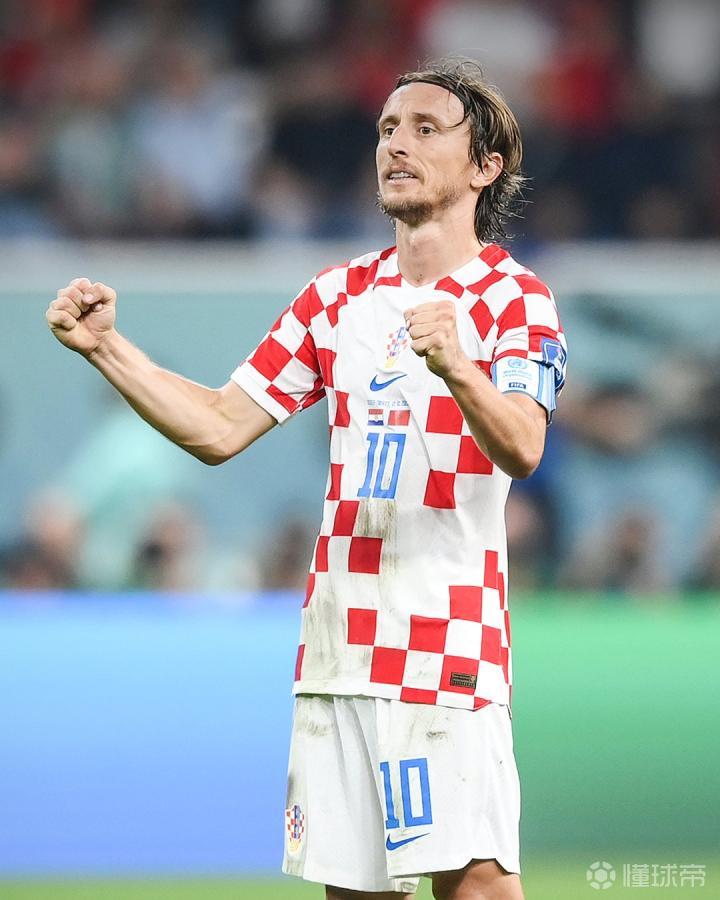 莱特利尔：内马尔上大号时从来不关门，他害怕自己被锁进去