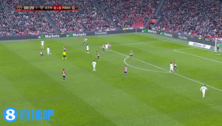 欧文突破造成杀伤球成功，全场尖叫